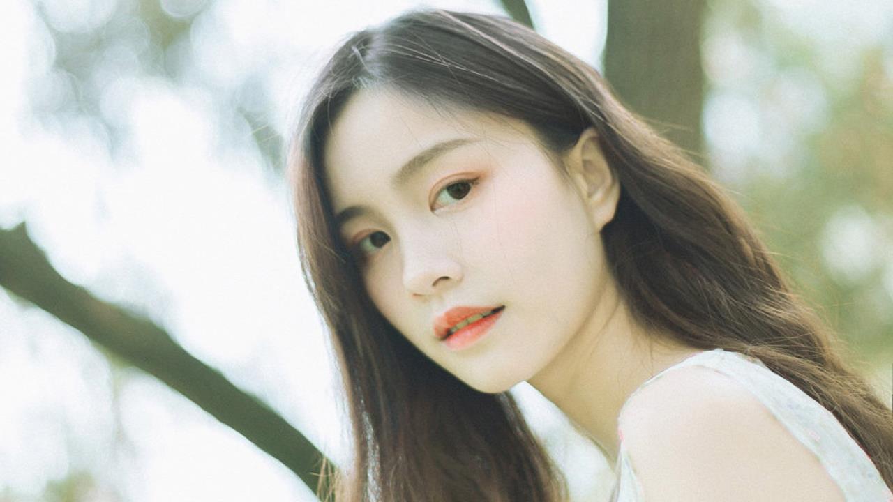 女王新生，征服游戏世界的攻略秘籍