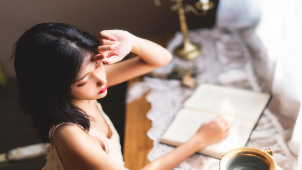 安琪拉玩偶，碰撞出炫目特效的奇幻之旅