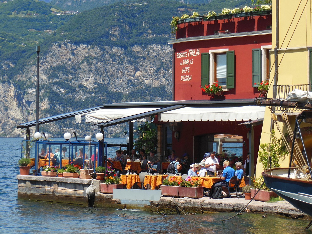 探秘龙之谷大酒店，一场梦幻般的旅程
